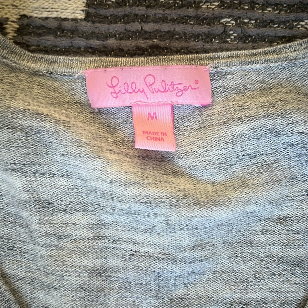Lilly Pulitzer Grey Ruffle Sleeve VNeck Sweater Long Sleeve Top - Picture 3 of 5